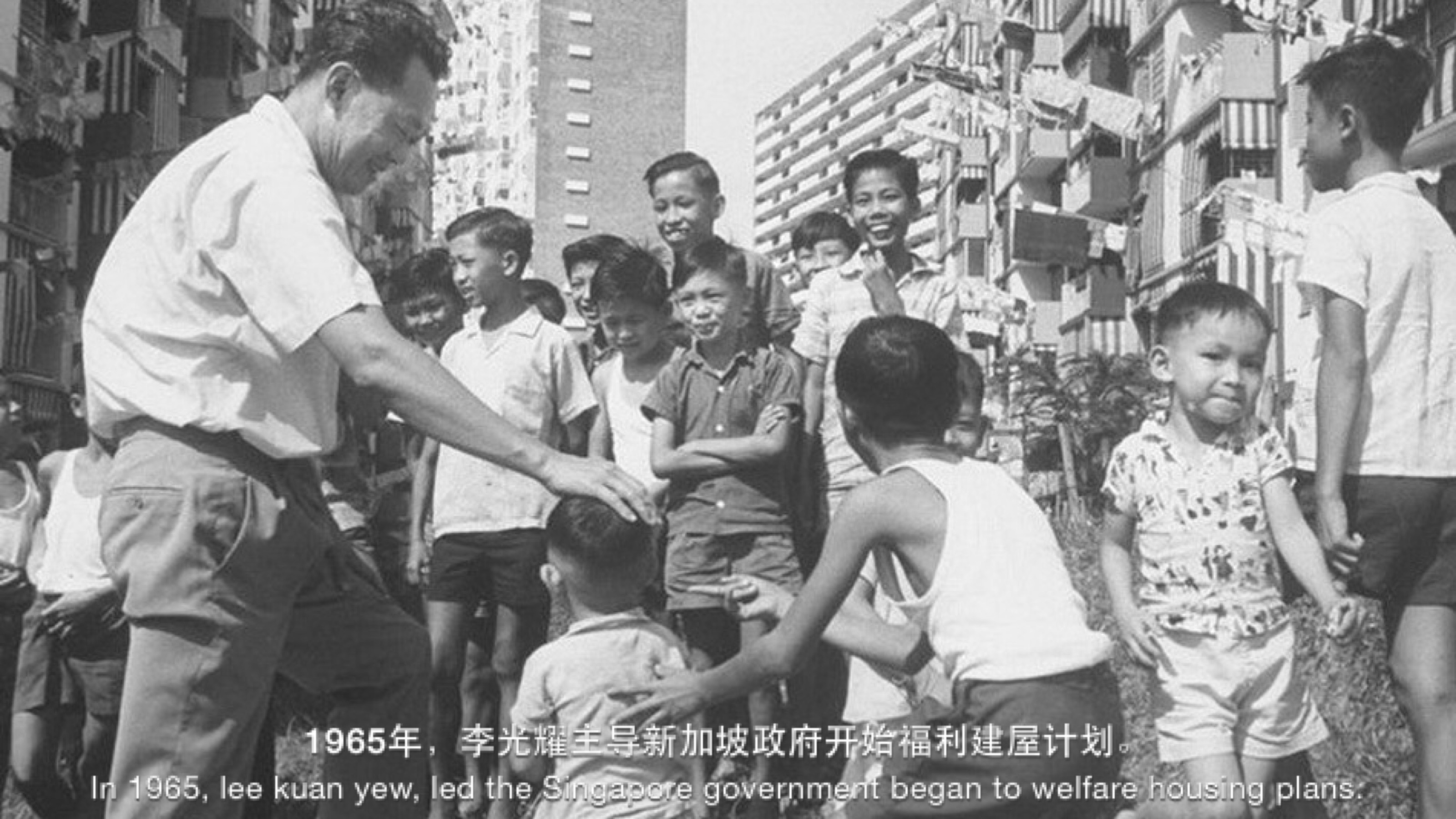 30年经济发展，新加坡实力迅猛增强