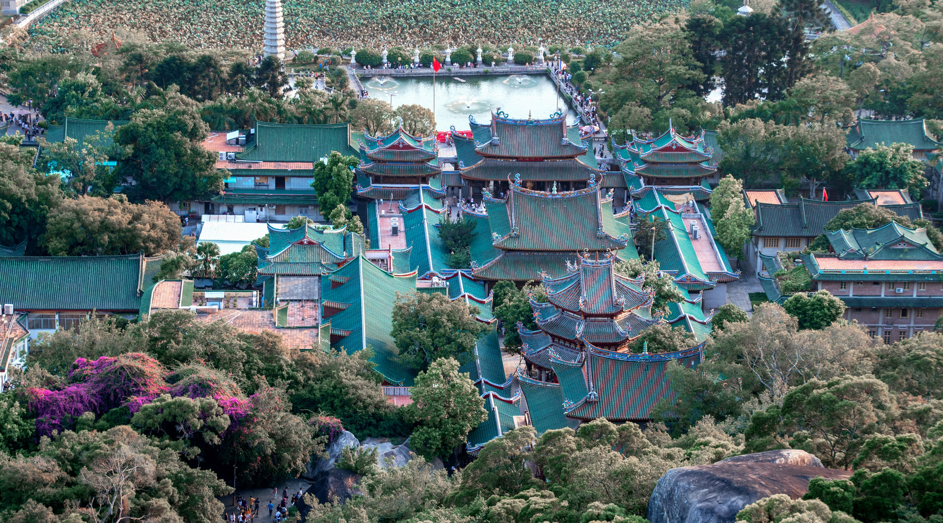 南普陀寺封面图