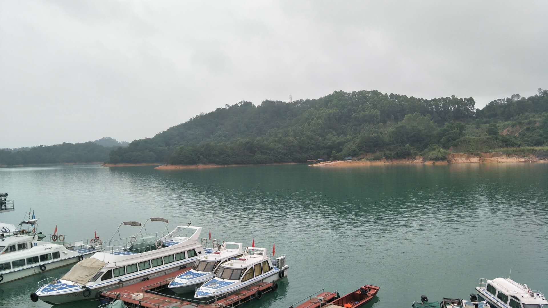 万绿湖风景区封面图