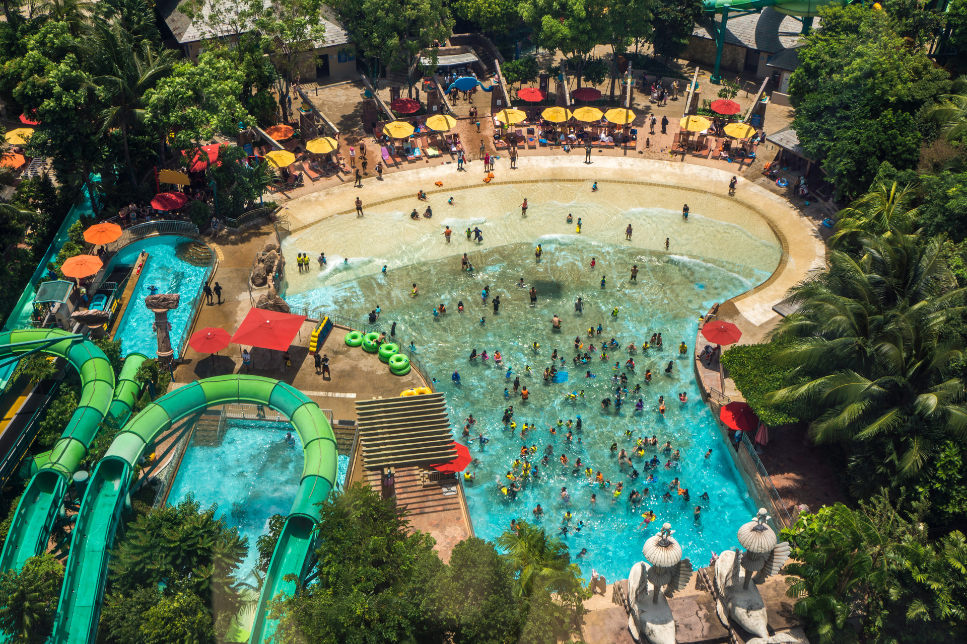 新加坡名胜世界封面图