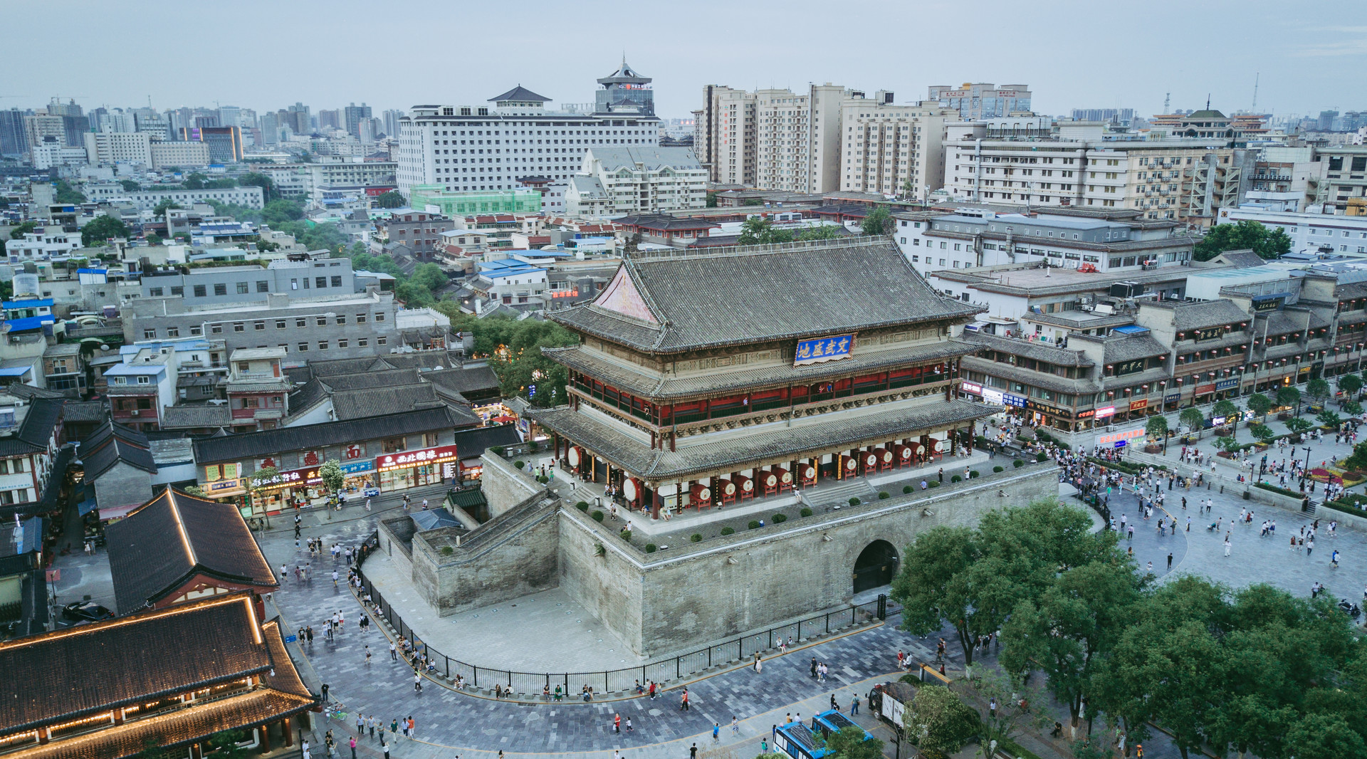 钟鼓楼广场封面图