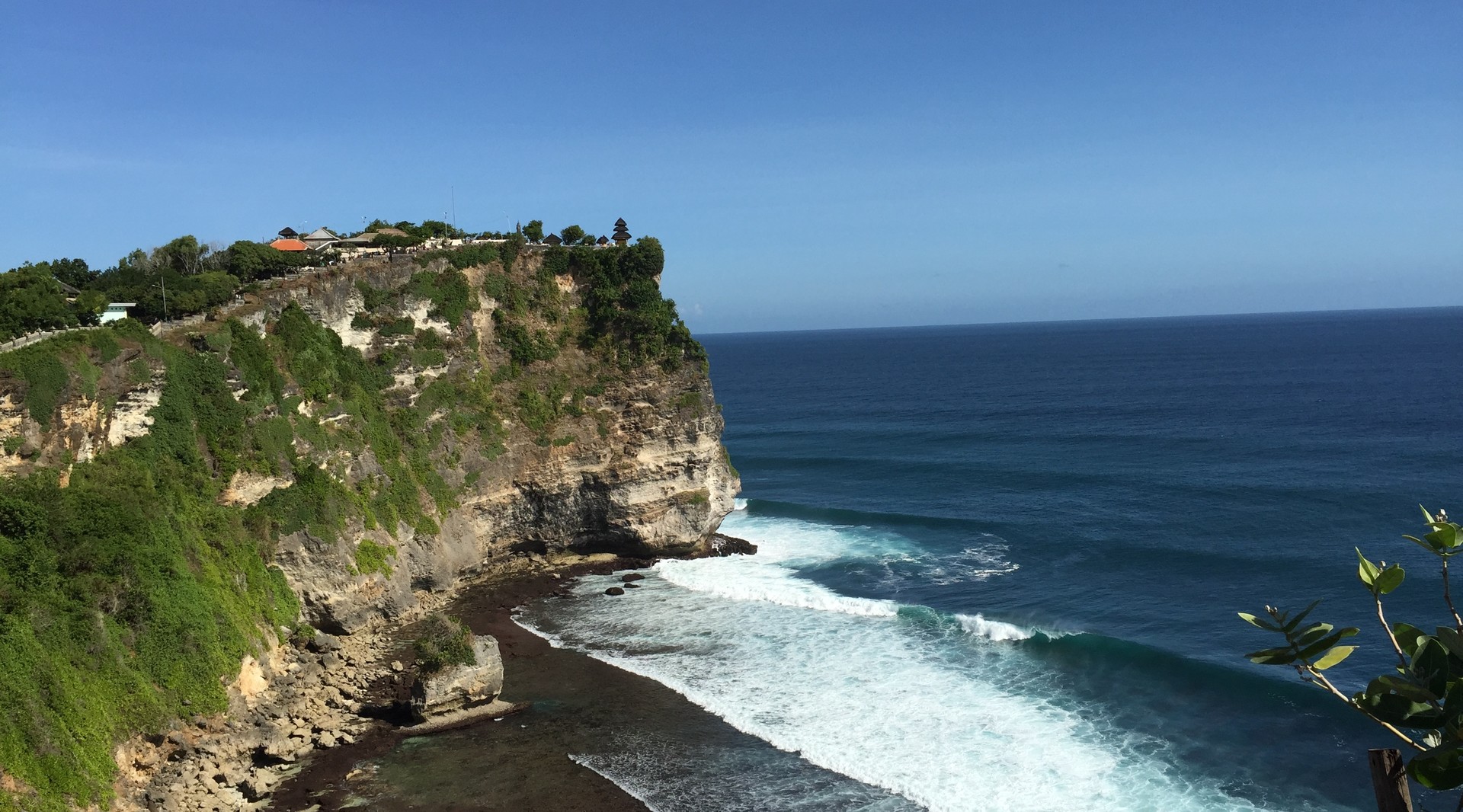 乌鲁瓦度情人崖封面图