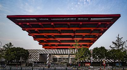 景点：中华艺术宫