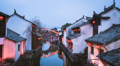 景点：横店梦幻谷