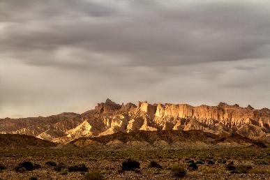 景点：柴达木盆地