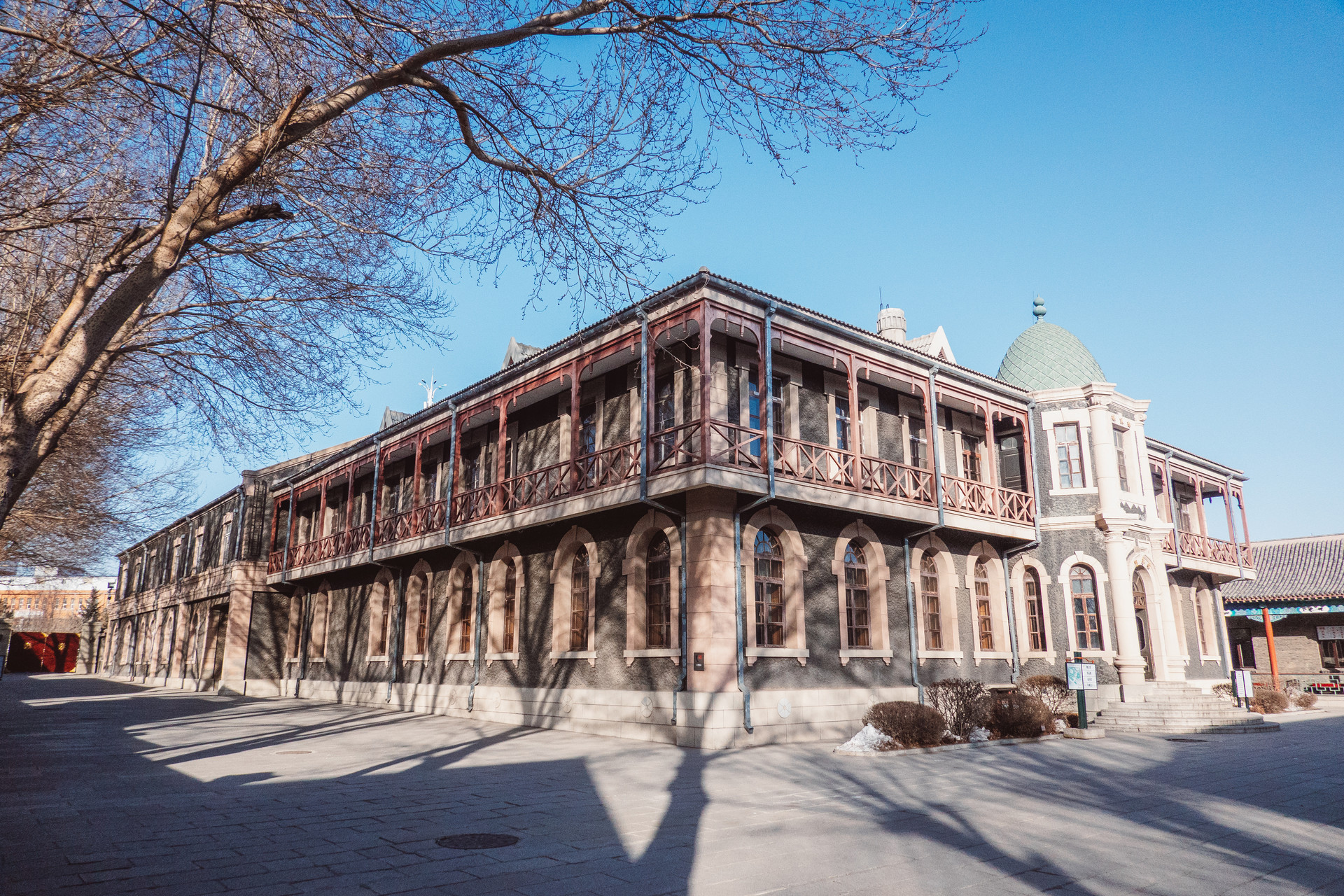 伪满皇宫封面图