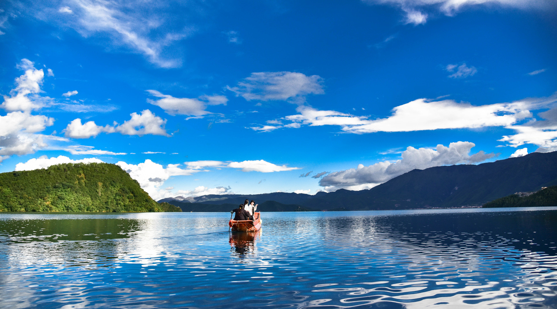 泸沽湖环湖游封面图