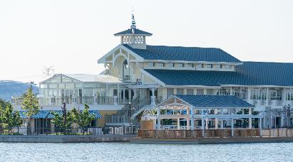 景点：迪斯尼小镇