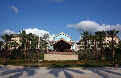 【江门温泉2天】<无限次浸泡海底咸水温泉、开平碉楼、采摘鲜果、船游小鸟天堂>