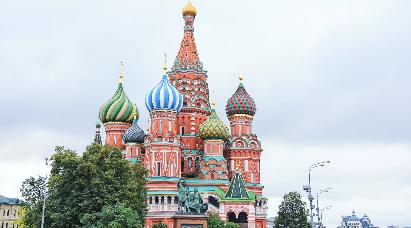 【尊享俄罗斯广州直飞军事主题9天游】<克里姆林宫 扎里季耶夫空中栈道 冬宫广场 夏宫花园 >