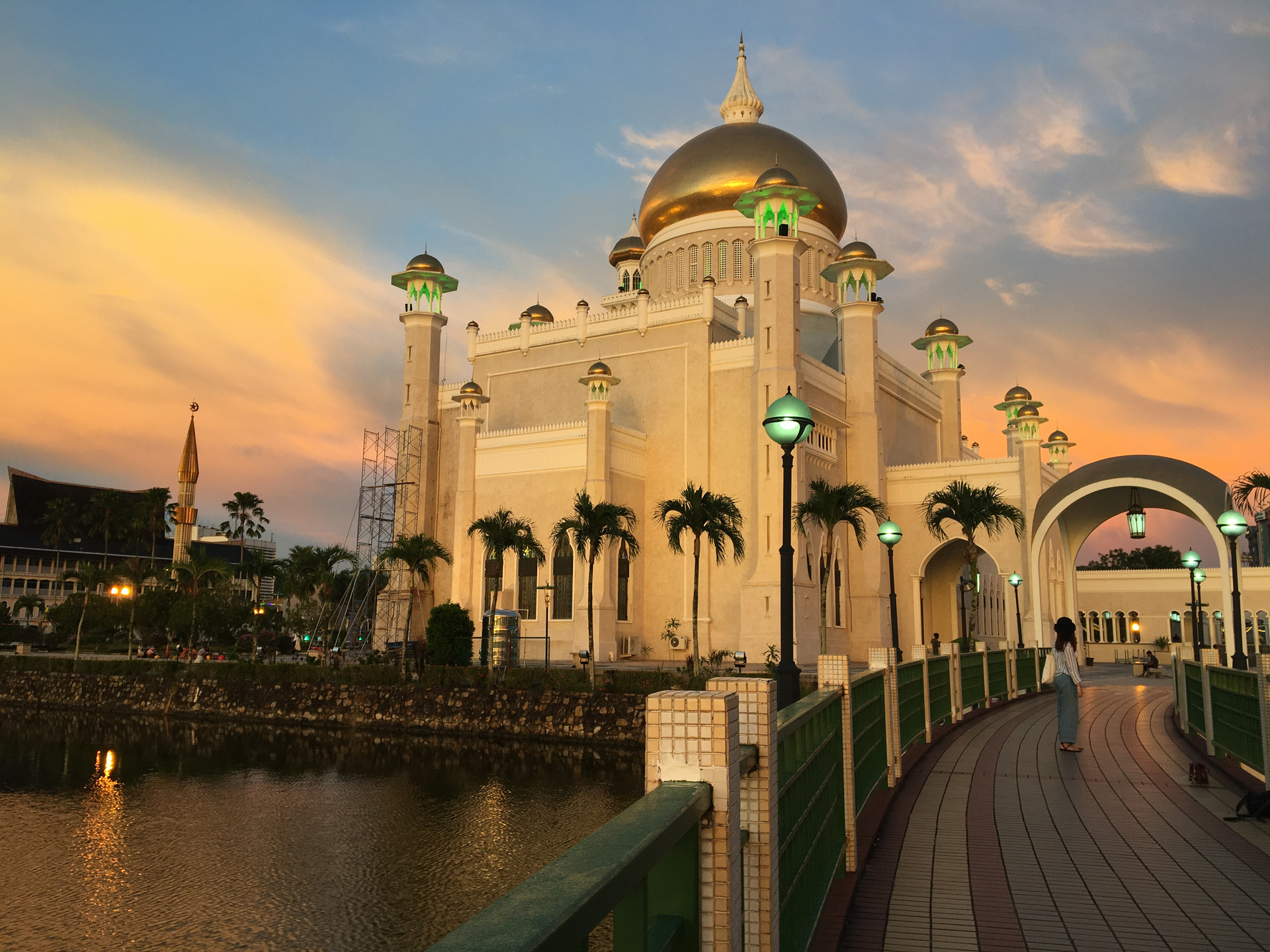 文莱清真寺封面图