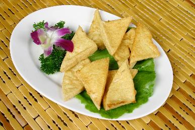 【潮汕温泉动车2天】<龙归寨瀑布 万佛园 韩文公祠 宋代潮州古城>