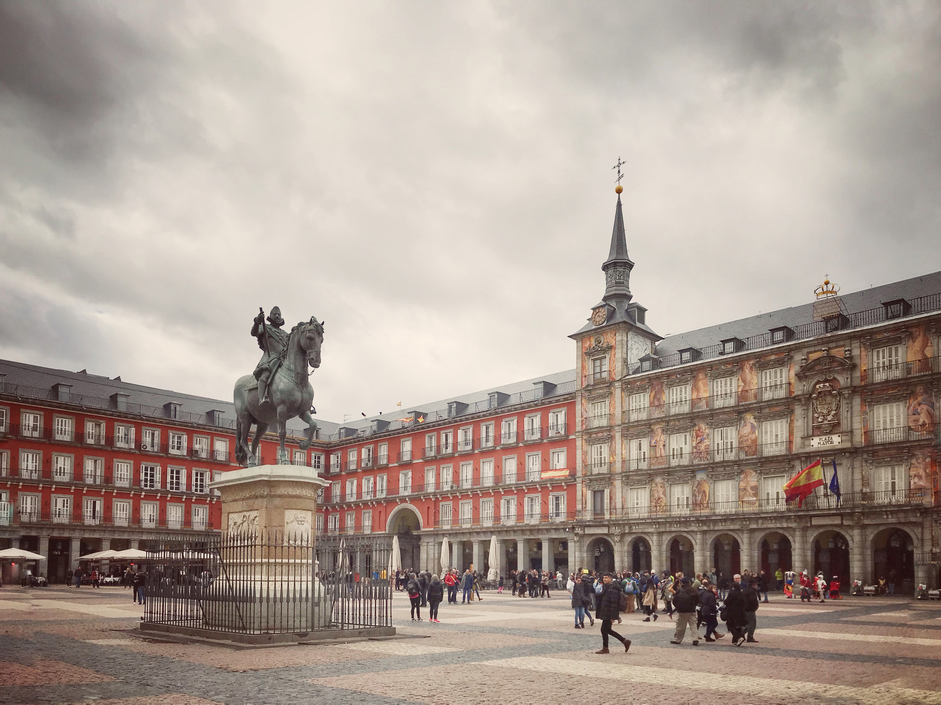 马德里城市风光封面图