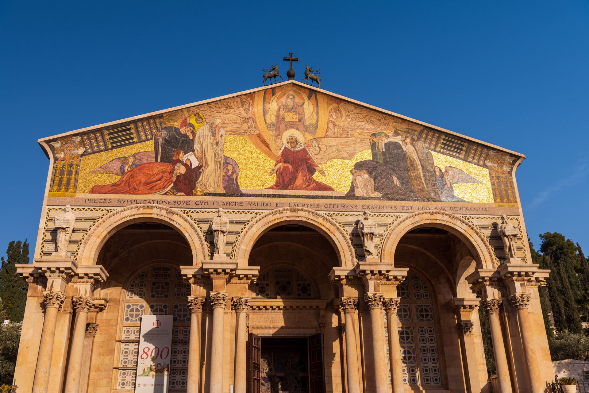 万国教堂封面图