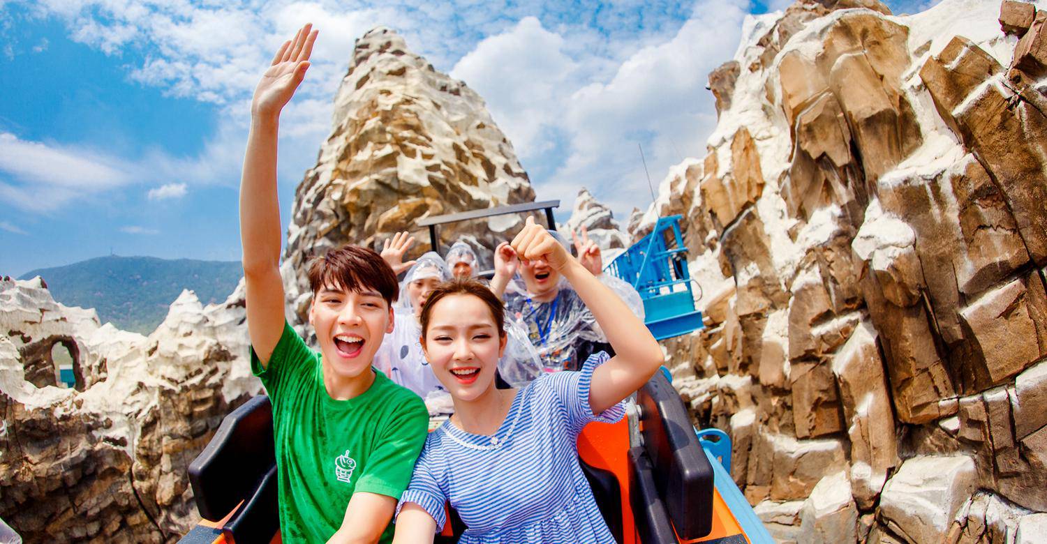 冰山过山车封面图