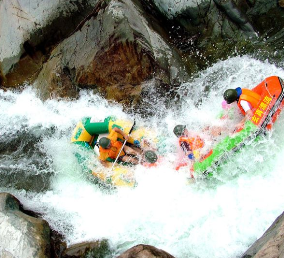 【清远2天 A线】<清远山其洞度假村、泡森林温泉、笔架山青龙峡漂流+千谷溪瀑布、花卉越野2日团>