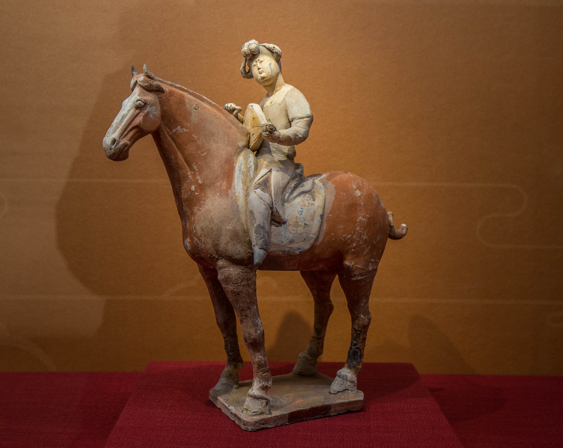 西安博物院唐三彩封面图