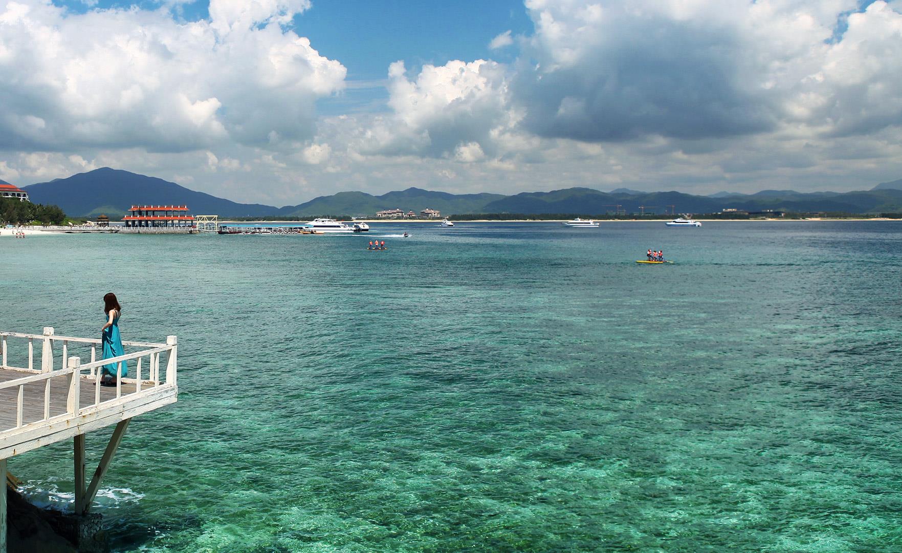 蜈支洲岛观海长廊封面图