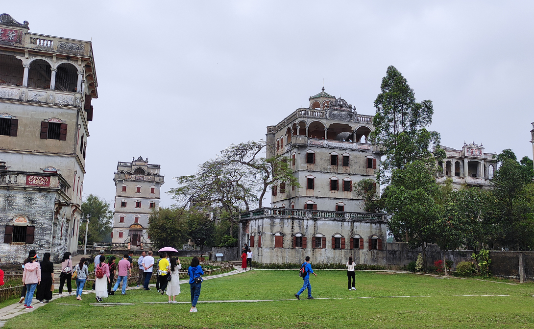 自力村碉楼封面图