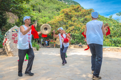 景点：塔尔坡古村风貌
