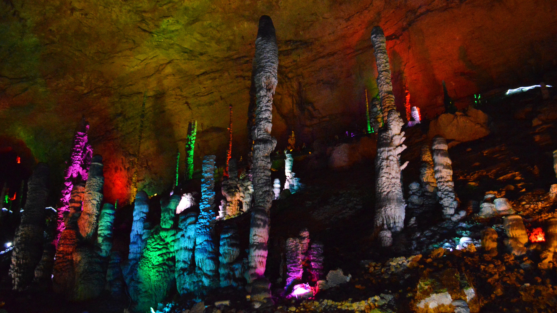 张家界黄龙洞封面图