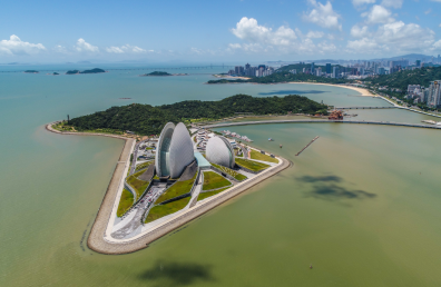 景点：珠海大剧院日月贝