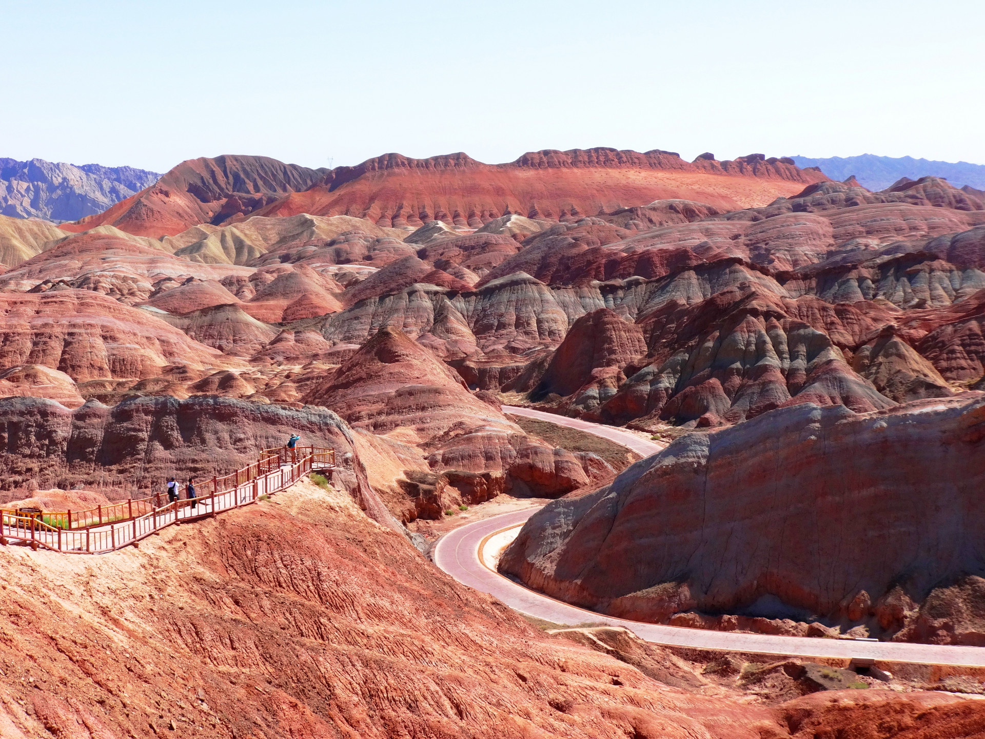 七彩丹霞地貌封面图