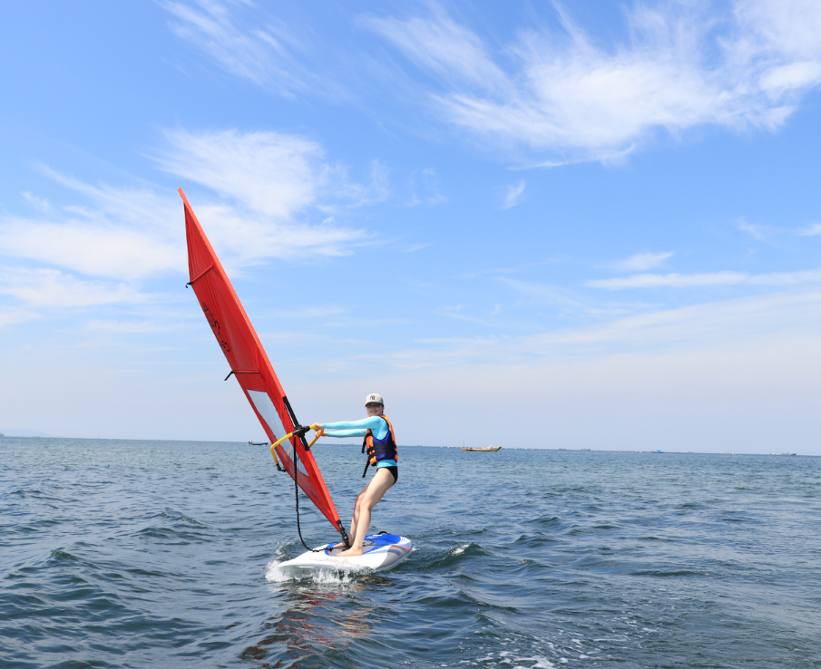 体验帆船封面图