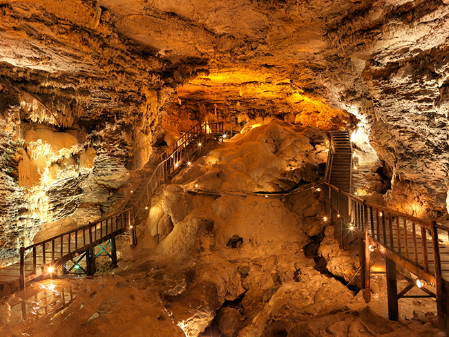 黄龙洞l图4封面图