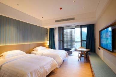 景点：豪华房间